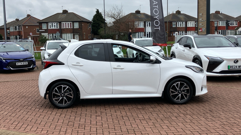 Toyota Yaris 1.5 Hybrid Design 5dr CVT Hybrid Hatchback